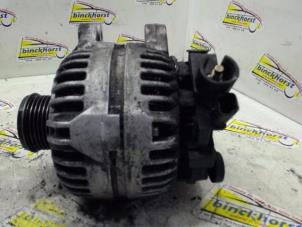Dynamo van een Peugeot 206 (2A/C/H/J/S) 2.0 XS,XT HDi 2003