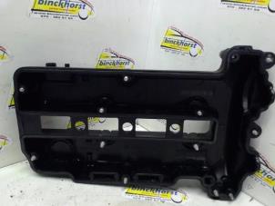 Ventildeckel van een Opel Agila (A) 1.2 16V 2000
