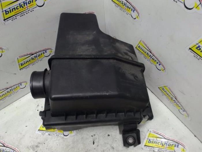 Begagnade Luftfilterhus Smart Forfour (454) 1.1 12V Pris € 40,95 Marginaltabell erbjuds av Binckhorst BV