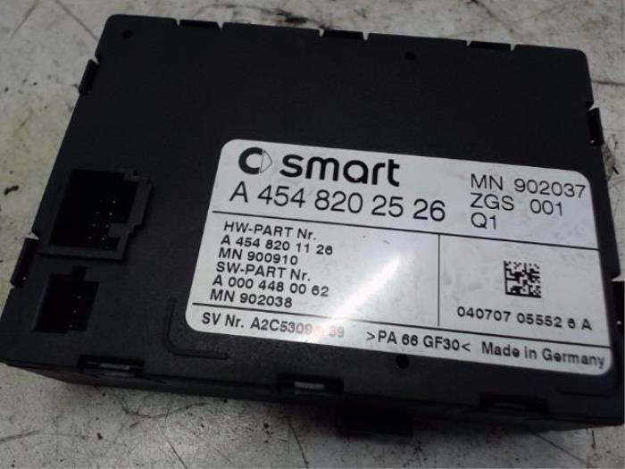 Begagnade Gateway-modul Smart Forfour (454) 1.1 12V Pris € 47,25 Marginaltabell erbjuds av Binckhorst BV