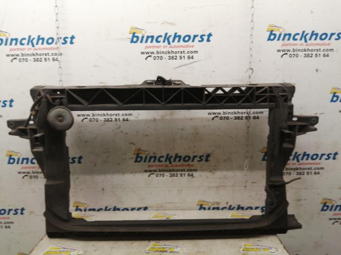 Begagnade Front Smart Forfour (454) 1.1 12V Pris € 131,25 Marginaltabell erbjuds av Binckhorst BV