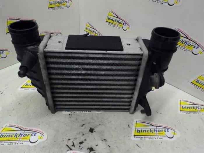 Usados Intercooler Audi A4 Avant (B7) 2.0 TDI 16V Precio € 52,50 Norma de margen ofrecido por Binckhorst BV