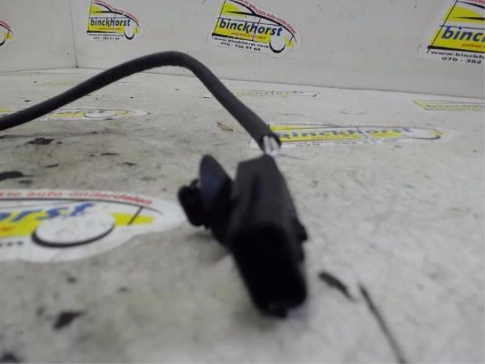 Lambda probe from a Renault Twingo II (CN) 1.2 16V 2014