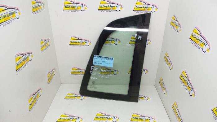 Usados Ventanilla triangular derecha detrás Fiat Idea (350AX) 1.4 16V Precio € 26,25 Norma de margen ofrecido por Binckhorst BV