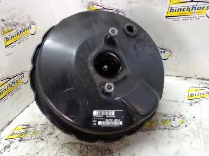 Usagé Assistant de freinage Volvo V60 I (FW/GW) 2.4 D5 20V Prix € 68,25 Règlement à la marge proposé par Binckhorst BV