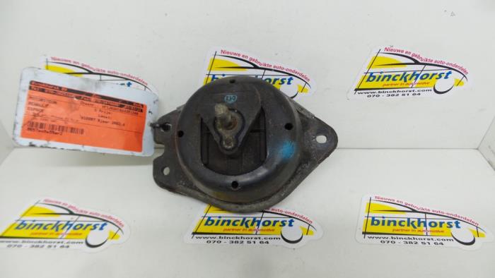 Used Engine mount Renault Espace (JK) 2.2 dCi 16V Price € 21,00 Margin scheme offered by Binckhorst BV