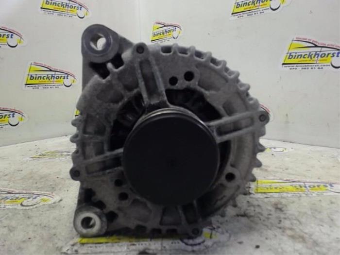 Usagé Dynamo Landrover Freelander II 2.2 td4 16V Prix € 93,45 Règlement à la marge proposé par Binckhorst BV