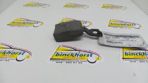 Gebrauchte Sicherheitsgurt Schließe links vorne Nissan Micra (K11) 1.3 ,N-CVT 16V Preis € 21,00 Margenregelung angeboten von Binckhorst BV