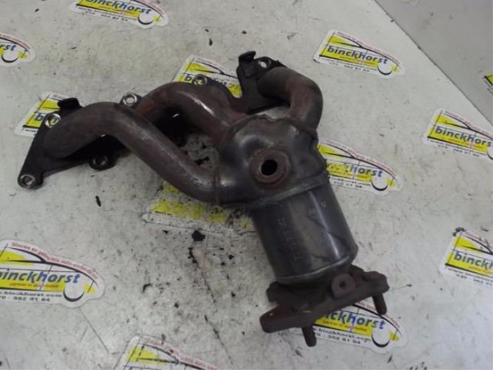 Usados Colector de escape Volkswagen Golf IV (1J1) 1.4 16V Precio € 78,75 Norma de margen ofrecido por Binckhorst BV