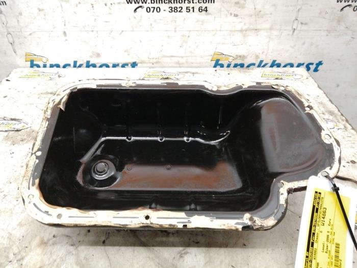 Usagé Couvercle carter Citroen C4 Berline (LC) 1.4 16V Prix € 19,95 Règlement à la marge proposé par Binckhorst BV
