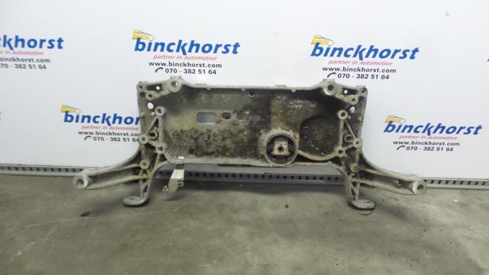 Begagnade Underram Volkswagen Passat (3C2) 1.9 TDI Pris € 57,75 Marginaltabell erbjuds av Binckhorst BV