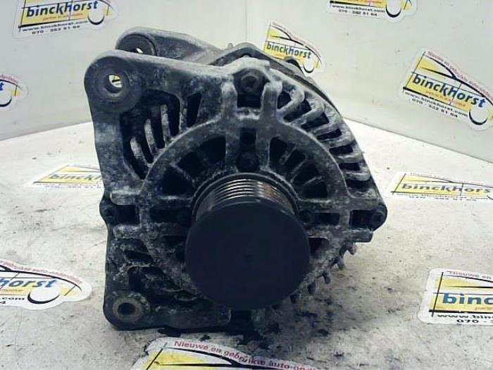 Gebrauchte Dynamo Renault Grand Scénic III (JZ) 1.4 16V TCe 130 Preis € 72,45 Margenregelung angeboten von Binckhorst BV