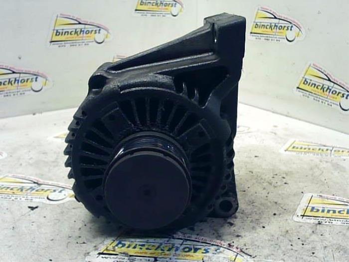Gebrauchte Dynamo Volvo V40 (VW) 1.8 16V Preis € 42,00 Margenregelung angeboten von Binckhorst BV