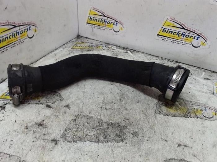 Gebrauchte Intercooler Schlauch Audi A6 Quattro (C6) 3.0 TDI V6 24V Preis € 21,00 Margenregelung angeboten von Binckhorst BV