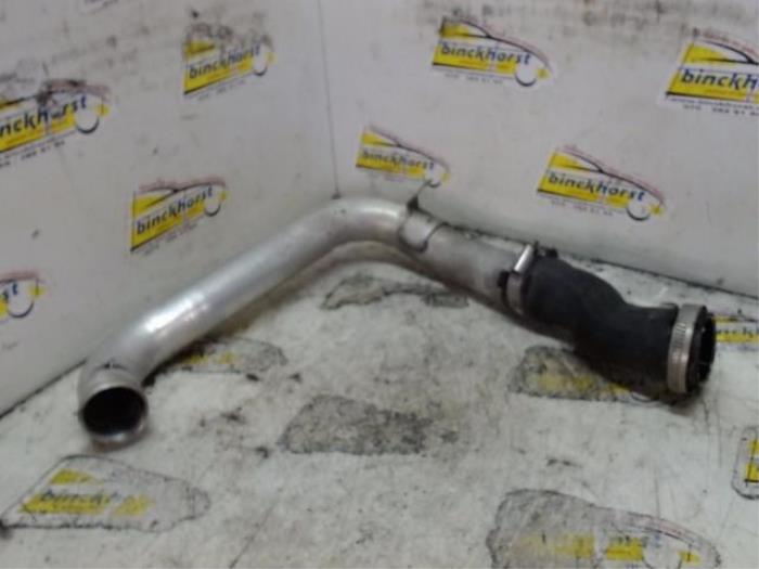 Gebrauchte Intercooler Schlauch Audi A6 Quattro (C6) 3.0 TDI V6 24V Preis € 31,50 Margenregelung angeboten von Binckhorst BV