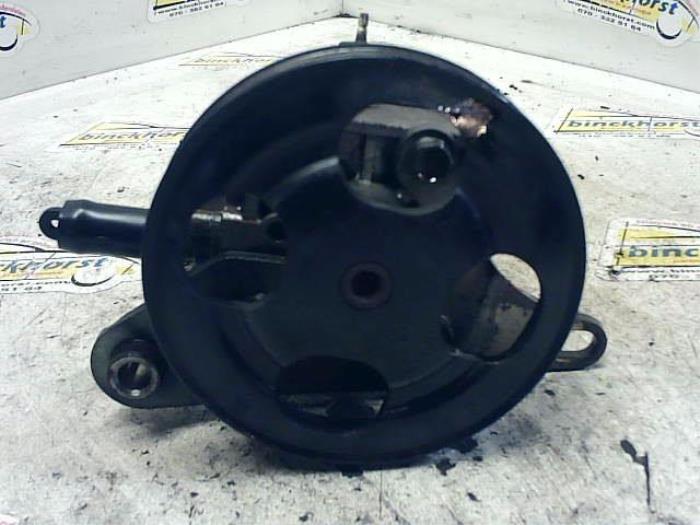 Usagé Pompe de direction Mazda 626 (GF14) 1.8i 16V Prix € 42,00 Règlement à la marge proposé par Binckhorst BV