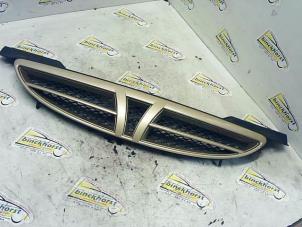 Używane Grill Chevrolet Kalos (SF69) 1.4 16V Cena € 26,25 Procedura marży oferowane przez Binckhorst BV