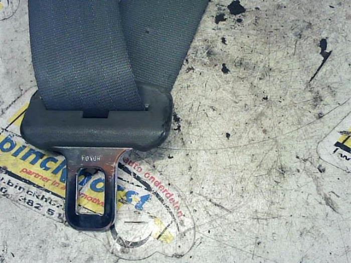 Ceinture de sécurité arrière droite d'un Daewoo Kalos (SF69) 1.4 16V 2005