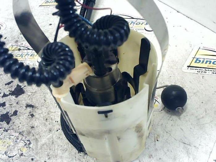 Bomba eléctrica de combustible de un Volvo XC90 I 3.2 24V 2007