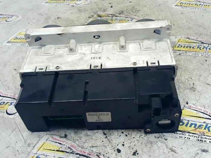 Panel de control de calefacción de un Suzuki Liana (ERC/ERD/RH4) 1.6 MPi 16V 2003
