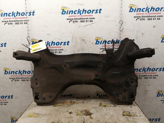 Usados Subchasis Peugeot 206 (2A/C/H/J/S) 1.4 XR,XS,XT,Gentry Precio € 52,50 Norma de margen ofrecido por Binckhorst BV