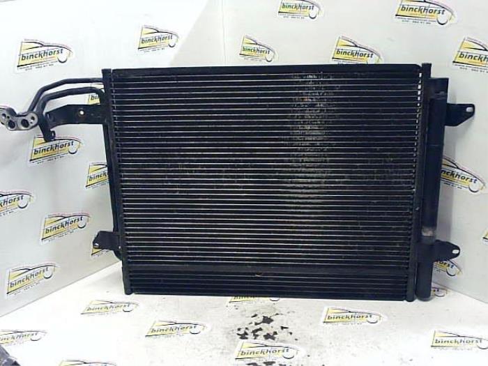 Begagnade AC-radiator Volkswagen Touran (1T1/T2) 1.6 FSI 16V Pris € 42,00 Marginaltabell erbjuds av Binckhorst BV