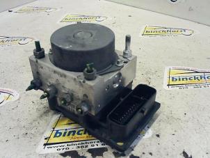 Usagé Pompe ABS Dacia Duster (HS) 1.5 dCi Prix € 131,25 Règlement à la marge proposé par Binckhorst BV