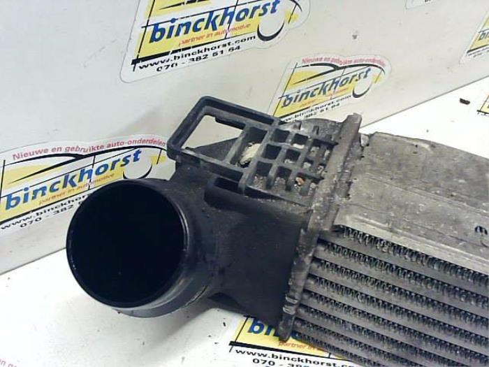 Intercooler from a Dacia Duster (HS) 1.5 dCi 2011