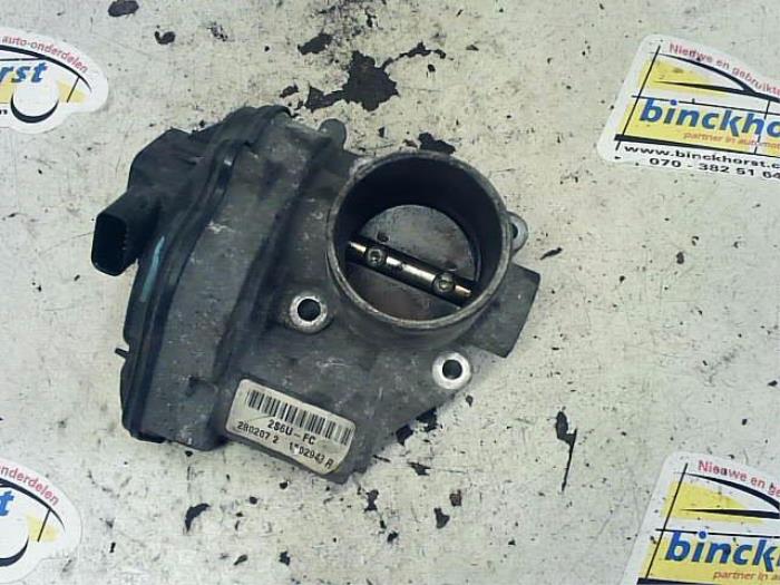 Gebrauchte Drosselklappengehäuse Ford Fusion 1.25 16V Preis € 52,50 Margenregelung angeboten von Binckhorst BV