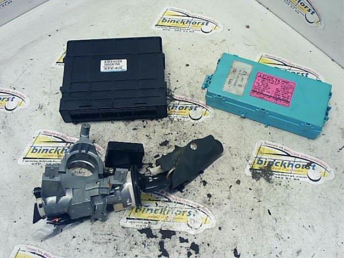 Used Ignition lock + computer Mitsubishi Outlander (CU) 2.0 16V 4x2 Price € 131,25 Margin scheme offered by Binckhorst BV