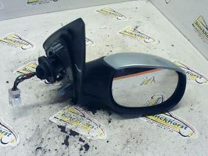 Used Wing mirror, right Peugeot 206 (2A/C/H/J/S) 2.0 XS,XT HDi Price € 26,25 Margin scheme offered by Binckhorst BV