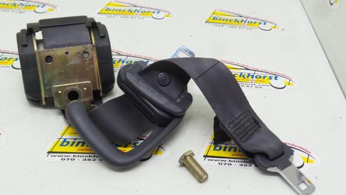 Rear seatbelt, left from a Renault Espace (JE) 2.0i RTE,RXE 1997