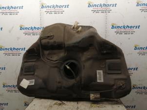 Begagnade Tank Mazda 6 (GG12/82) 2.0i 16V Pris € 52,50 Marginaltabell erbjuds av Binckhorst BV
