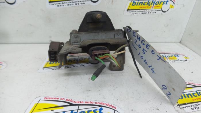 Gebrauchte Zündspule Peugeot 205 II (20A/C) 1.4 Preis € 21,00 Margenregelung angeboten von Binckhorst BV