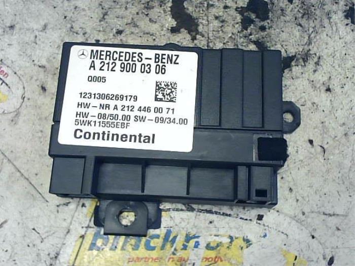 Usagé Module pompe carburant Mercedes Vito (639.7) 3.0 122 CDI V6 24V Prix € 44,47 Prix TTC proposé par Binckhorst BV