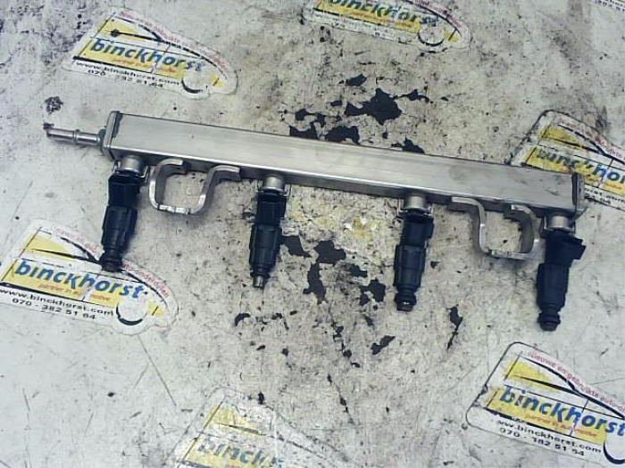 Usagé Système d'injection Volvo V50 (MW) 1.8 16V Prix € 63,00 Règlement à la marge proposé par Binckhorst BV