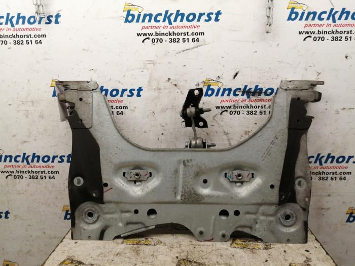 Used Subframe Renault Clio IV (5R) 0.9 Energy TCE 90 12V Price € 52,50 Margin scheme offered by Binckhorst BV