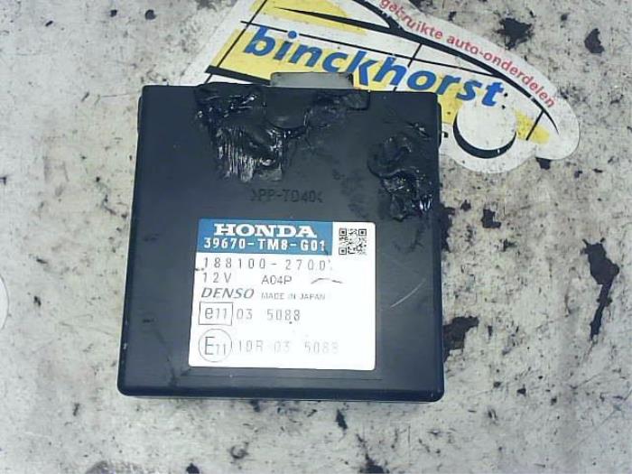 Usados Módulo PDC Honda Insight (ZE2) 1.3 16V VTEC Precio € 72,45 Norma de margen ofrecido por Binckhorst BV