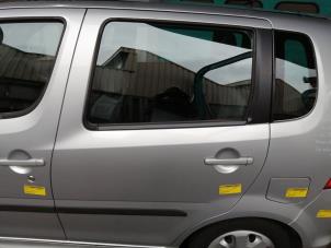 Used Rear door 4-door, left Daihatsu YRV (M2) 1.3 16V DVVT Price € 52,50 Margin scheme offered by Binckhorst BV