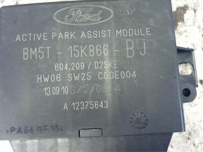 Módulo PDC de un Ford Grand C-Max (DXA) 1.6 Ti-VCT 16V 2010