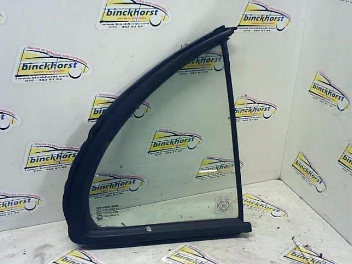 Usados Ventanilla triangular derecha detrás Nissan Micra (K13) 1.2 12V Precio € 31,50 Norma de margen ofrecido por Binckhorst BV