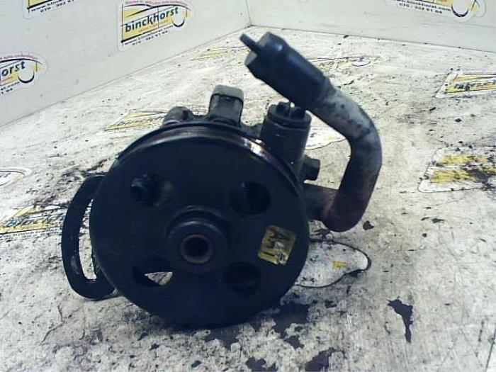 Usagé Pompe de direction Chevrolet Spark 1.0 16V Bifuel Prix € 42,00 Règlement à la marge proposé par Binckhorst BV