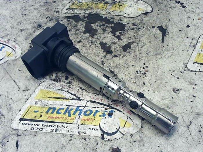 Ignition coil from a Audi A3 (8L1) 1.8 T 20V 2000