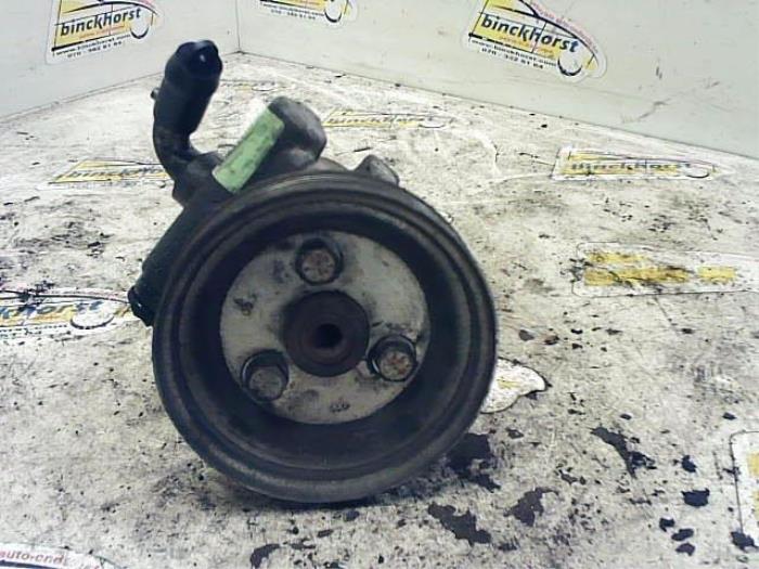 Usagé Pompe de direction Fiat Fiorino (225) 1.3 JTD 16V Multijet Prix € 52,50 Règlement à la marge proposé par Binckhorst BV