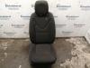 Seat, right from a Renault Clio IV (5R), 2012 / 2021 0.9 Energy TCE 90 12V, Hatchback, 4-dr, Petrol, 898cc, 66kW (90pk), FWD, H4B408; H4BB4, 2015-07 / 2021-08, 5R22; 5R24; 5R32; 5R2R; 5RB2; 5RD2; 5RE2; 5RH2 2017