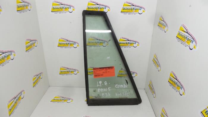 Usados Ventanilla triangular izquierda detrás BMW 5 serie Touring (E34) 518i Precio € 26,25 Norma de margen ofrecido por Binckhorst BV