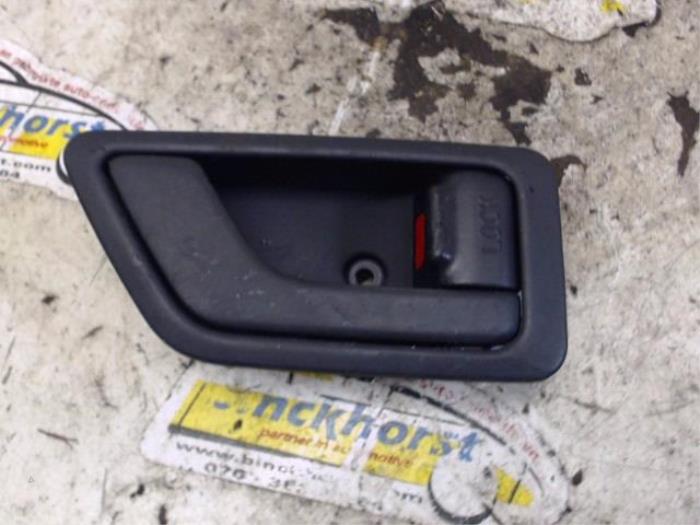 Hyundai Getz 1.3i 12V Door handles 2door, right stock