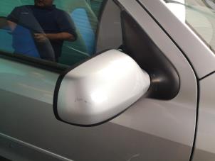 Gebrauchte Außenspiegel rechts Mazda 2 (NB/NC/ND/NE) 1.4 16V Preis € 31,50 Margenregelung angeboten von Binckhorst BV