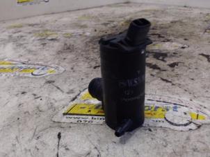 Usados Bomba de limpiaparabrisas delante Chevrolet Matiz 0.8 S,SE Precio € 10,50 Norma de margen ofrecido por Binckhorst BV