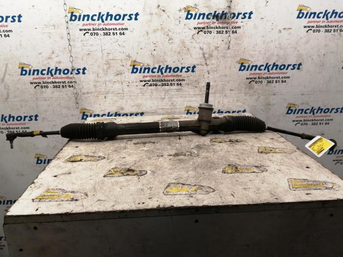 Begagnade Styrbox Opel Corsa D 1.0 Pris € 52,50 Marginaltabell erbjuds av Binckhorst BV